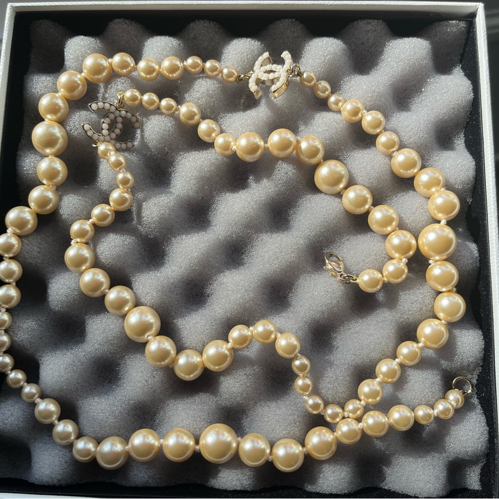 Chanel Pearl necklace - Picture 4 of 6